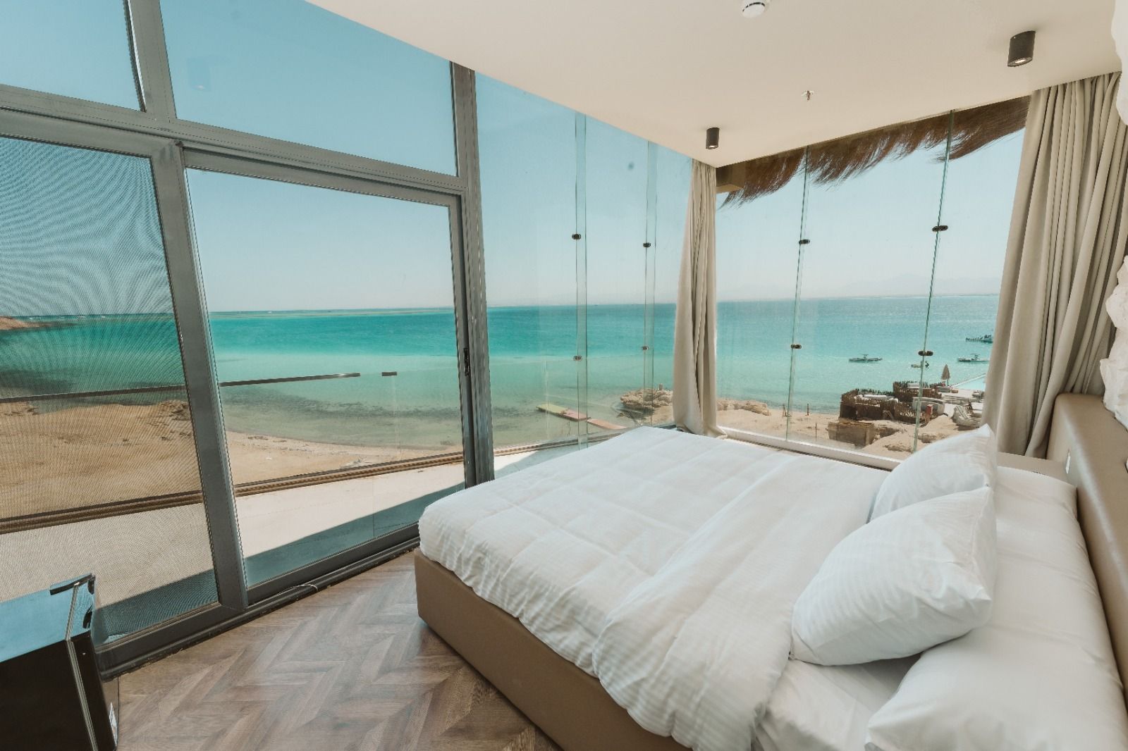 Luxury overnight suite at Ozirea
